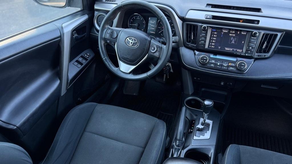 Toyota RAV4 XLE AWD 2016
