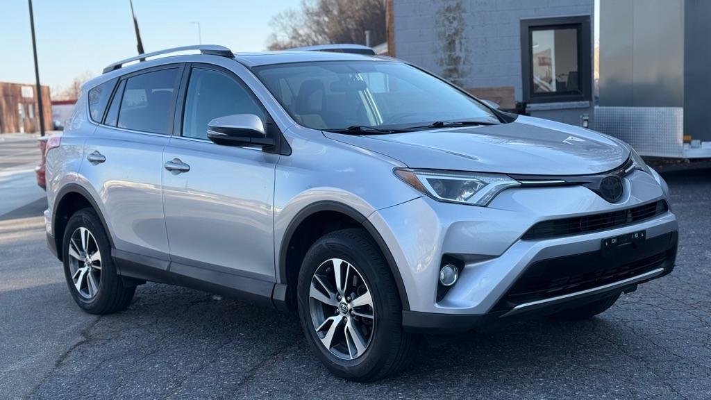 Toyota RAV4 XLE AWD 2016