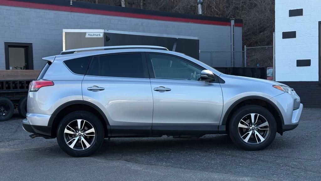 Toyota RAV4 XLE AWD 2016