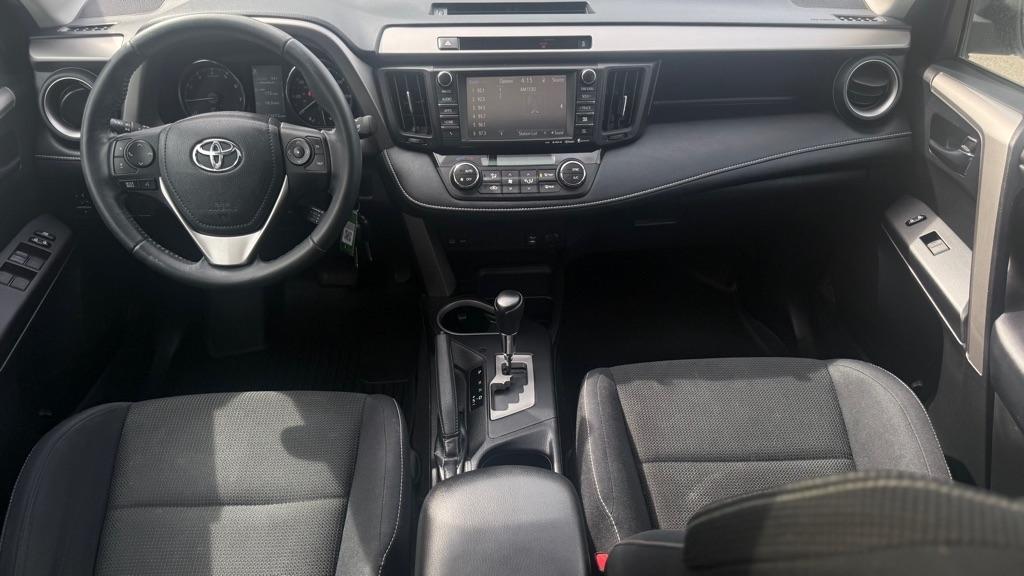 Toyota RAV4 XLE AWD 2016