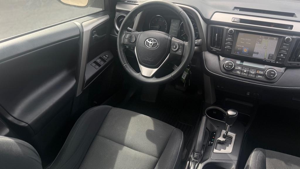 Toyota RAV4 XLE AWD 2016
