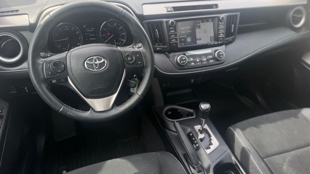 Toyota RAV4 XLE AWD 2016