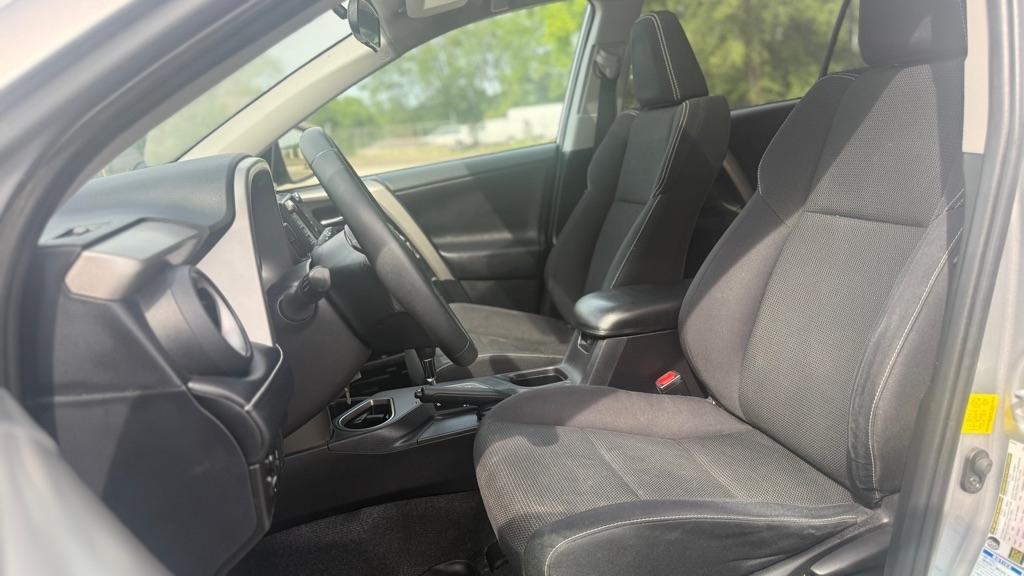 Toyota RAV4 XLE AWD 2016