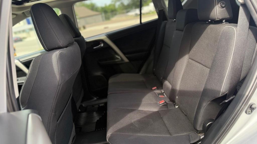 Toyota RAV4 XLE AWD 2016