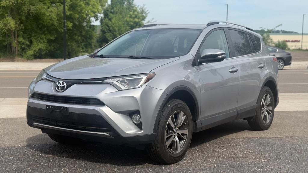 Toyota RAV4 XLE AWD 2016