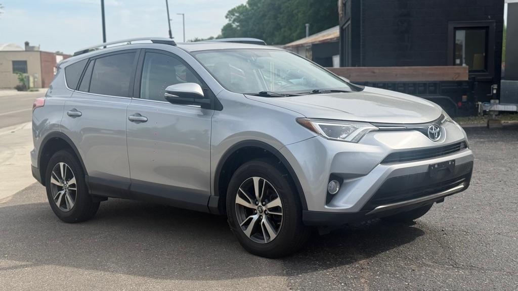 Toyota RAV4 XLE AWD 2016