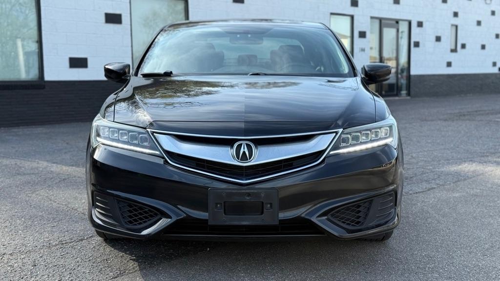 Acura ILX 8-Spd AT 2017