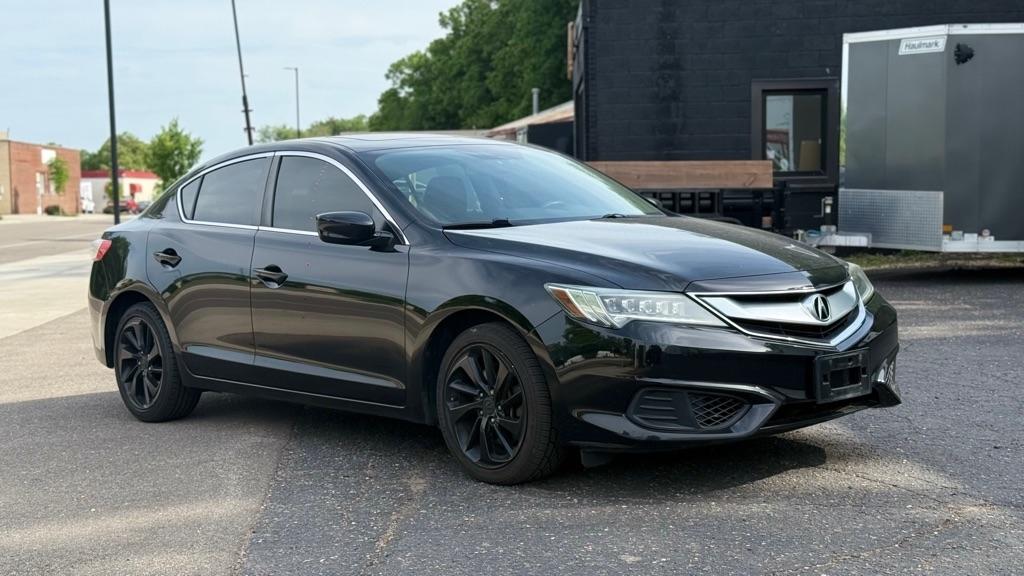 Acura ILX 8-Spd AT 2017