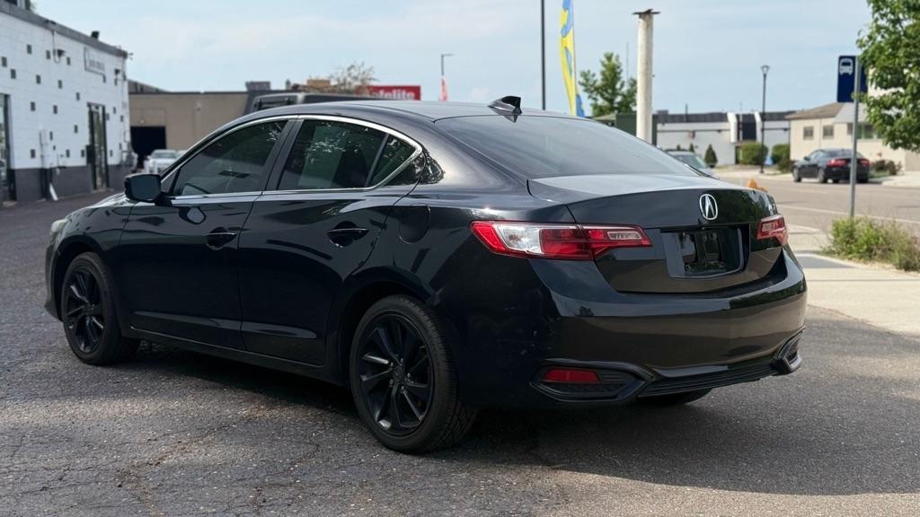 Acura ILX 8-Spd AT 2017