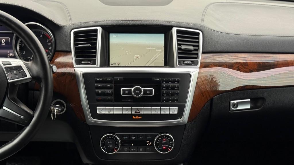 Mercedes-Benz GL-Class GL550 4MATIC 2016