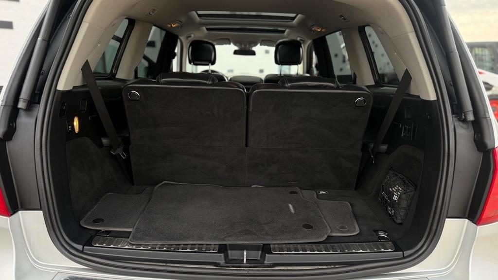 Mercedes-Benz GL-Class GL550 4MATIC 2016