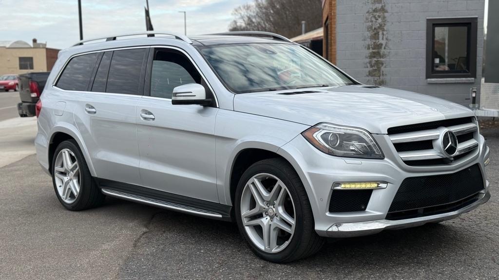 Mercedes-Benz GL-Class GL550 4MATIC 2016