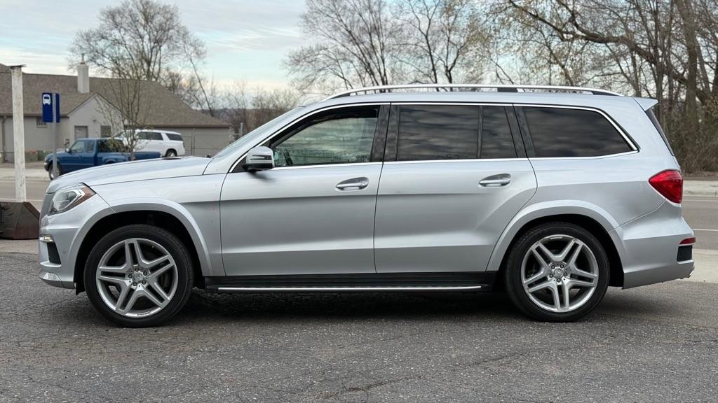 Mercedes-Benz GL-Class GL550 4MATIC 2016