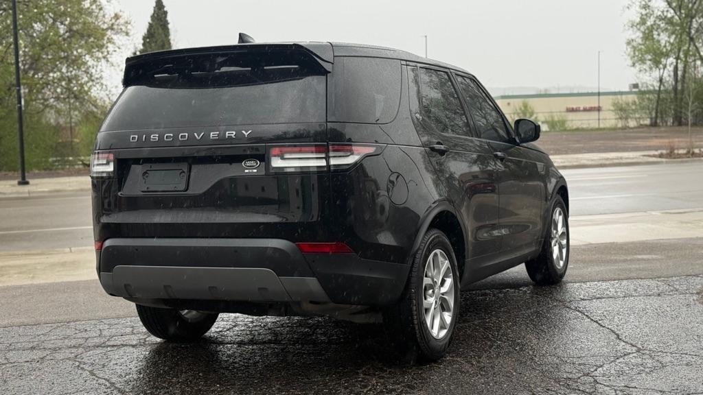Land Rover Discovery SE 2019