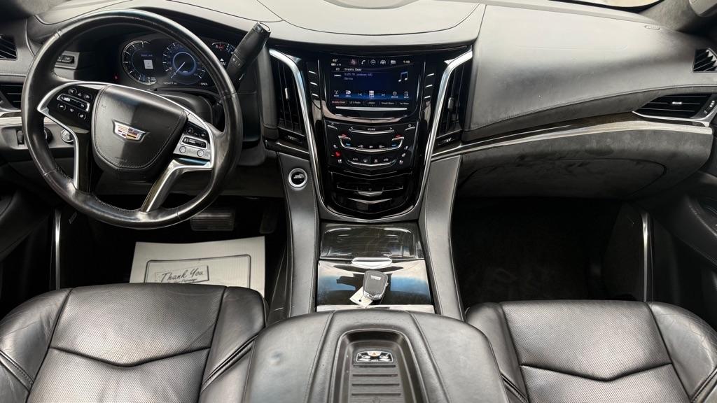 Cadillac Escalade ESV Platinum 4WD 2018