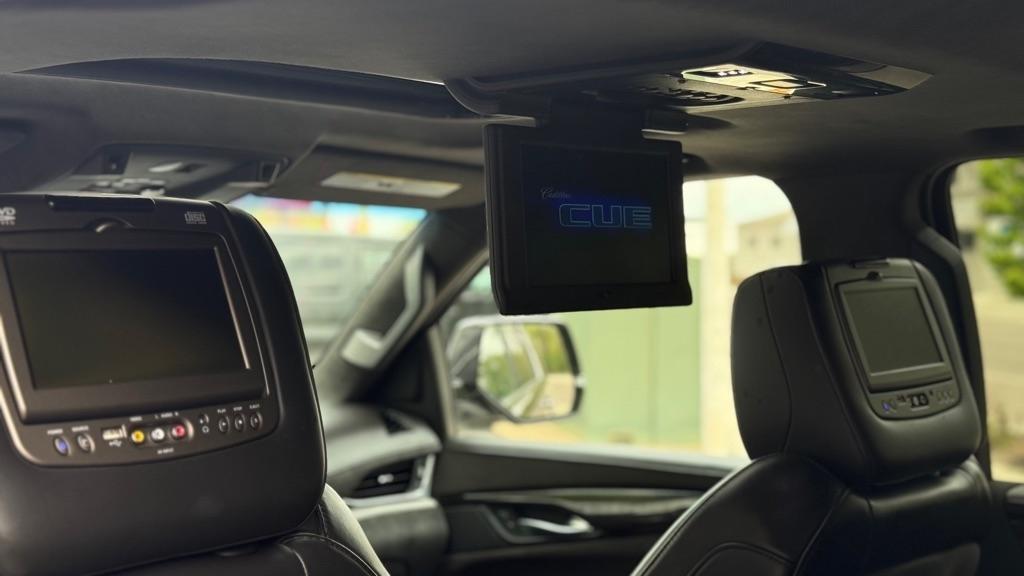 Cadillac Escalade ESV Platinum 4WD 2018