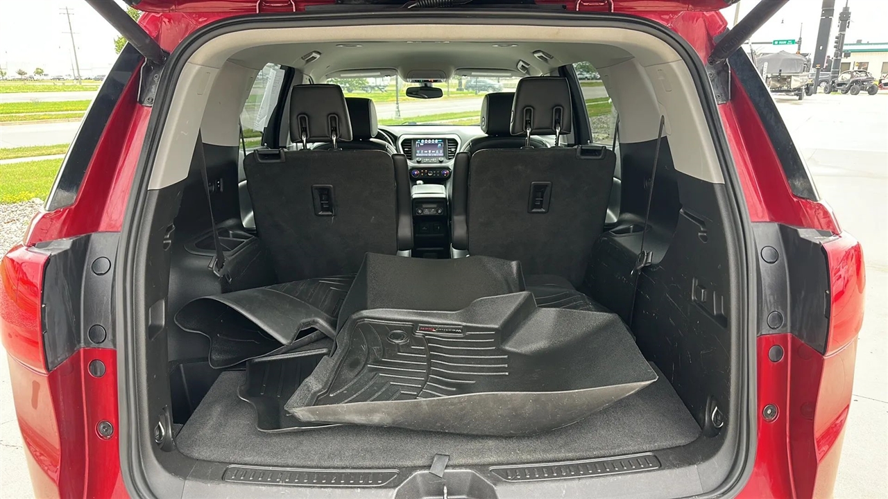 2019 Gmc Acadia SLT photo 4