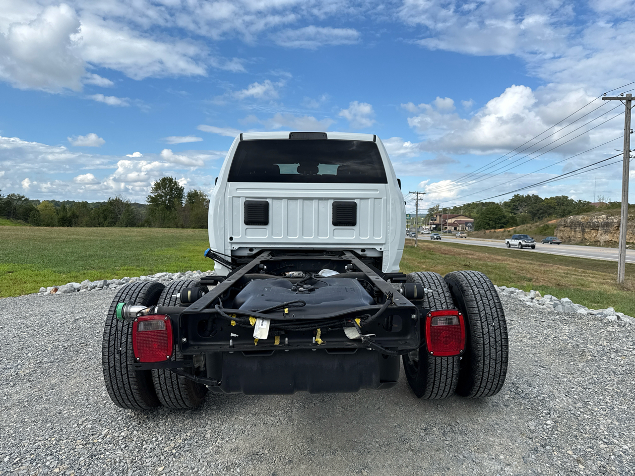 RAM 3500 Cab/Chassis Tradesman Crew Cab 4WD 172.4 2024 RAM 3500 Cab/Chassis Tradesman Crew Cab 4WD 172.4 2024