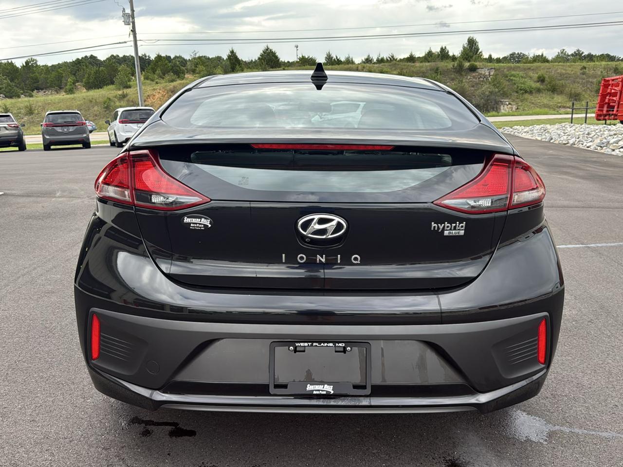 Hyundai Ioniq Blue 4D Hatchback Hybrid 2018