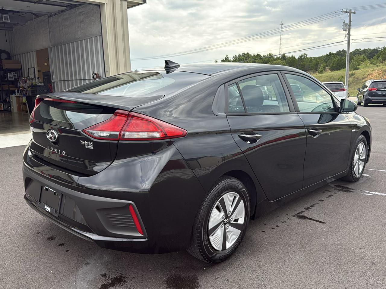 Hyundai Ioniq Blue 4D Hatchback Hybrid 2018