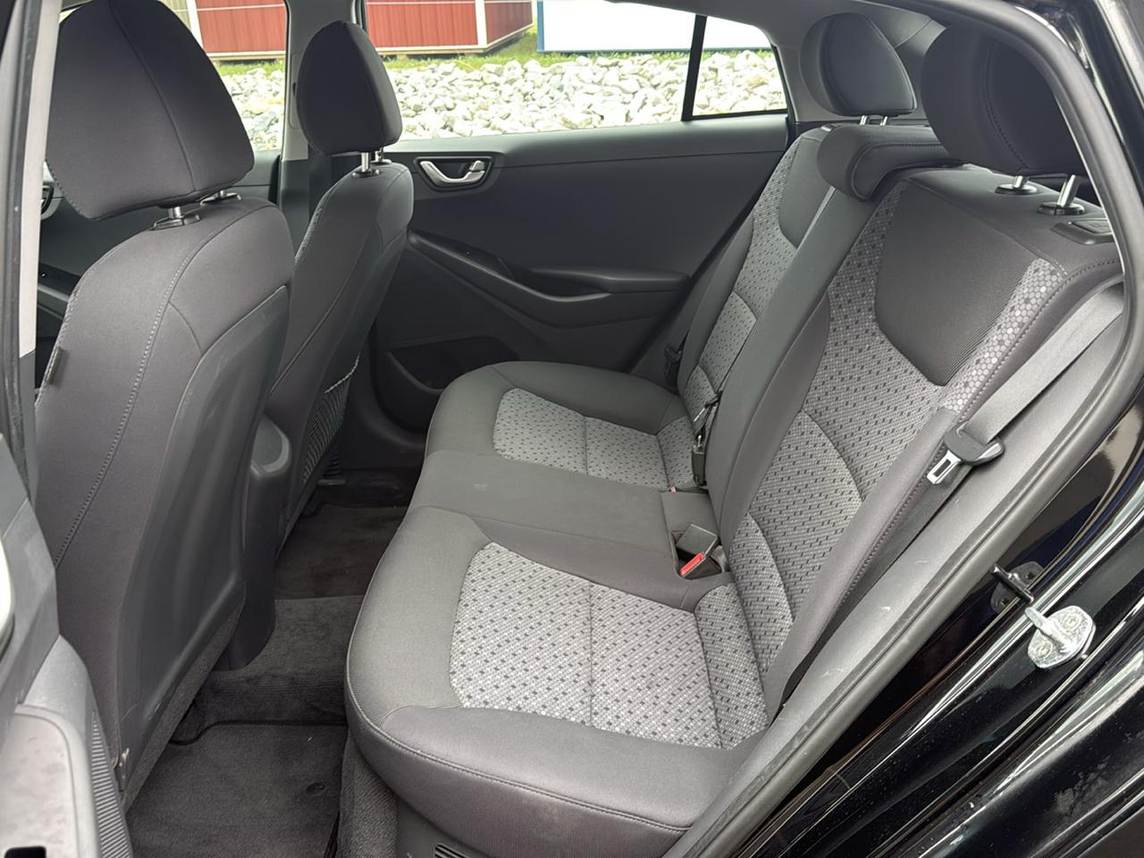 Hyundai Ioniq Blue 4D Hatchback Hybrid 2018