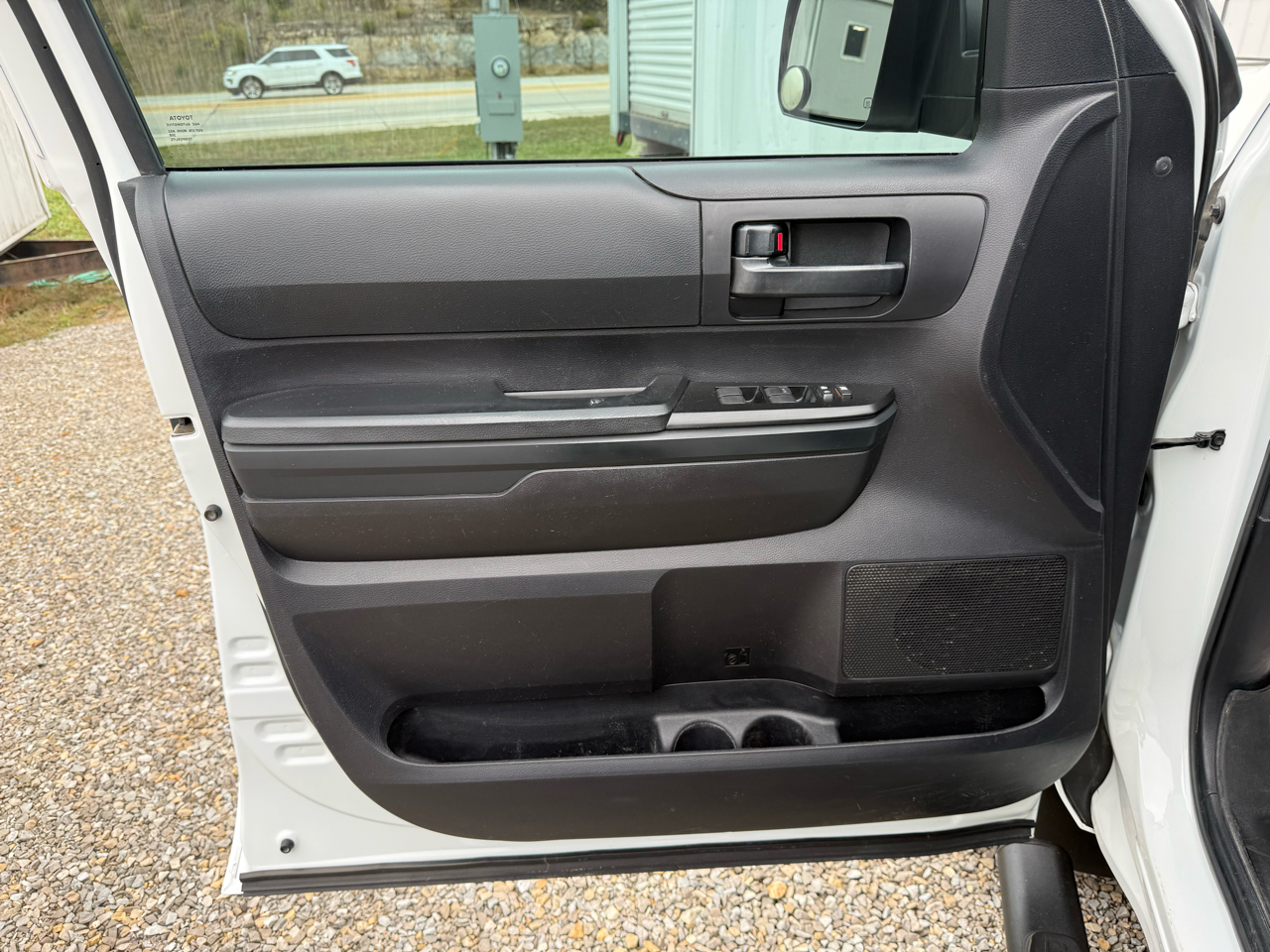 Toyota Tundra SR DblCab 4WD 5.7L V8 2021 Toyota Tundra SR DblCab 4WD 5.7L V8 2021