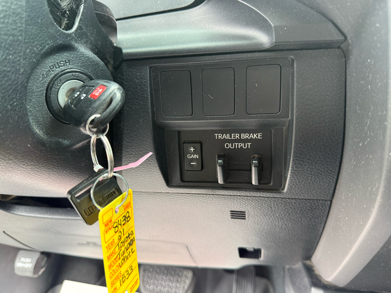 Toyota Tundra SR DblCab 4WD 5.7L V8 2021 Toyota Tundra SR DblCab 4WD 5.7L V8 2021