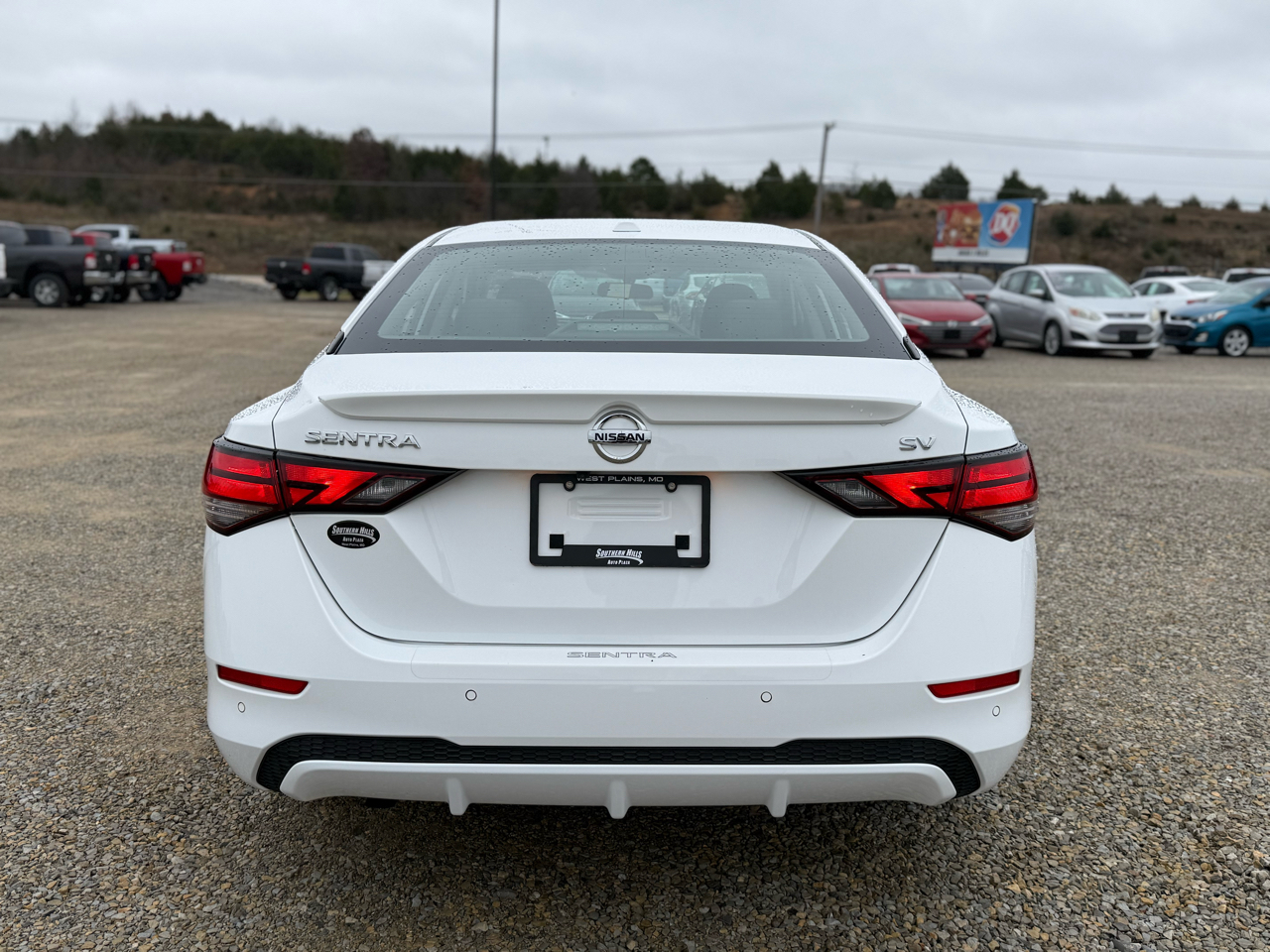 2021 Nissan Sentra SV photo 4