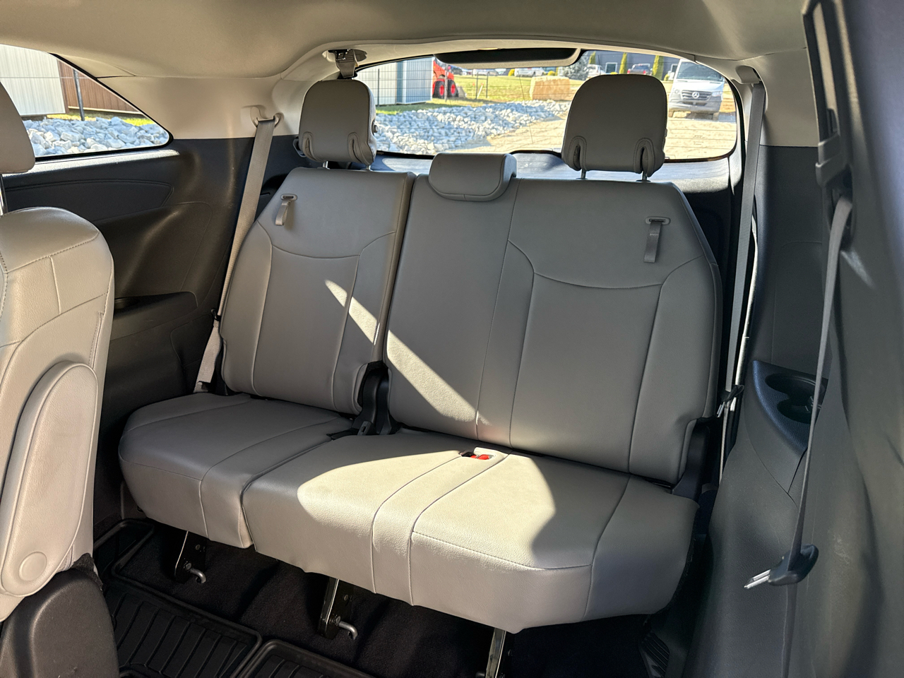 Toyota Sienna Hyb Autono-MaaS 5D Wagon 2025