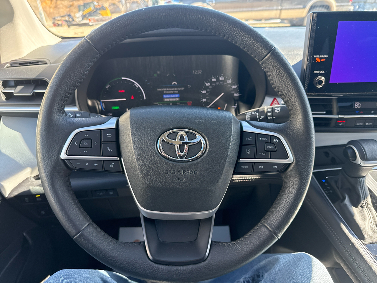 Toyota Sienna Hyb Autono-MaaS 5D Wagon 2025