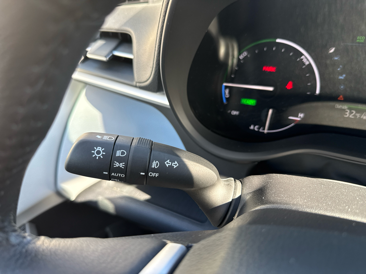 Toyota Sienna Hyb Autono-MaaS 5D Wagon 2025