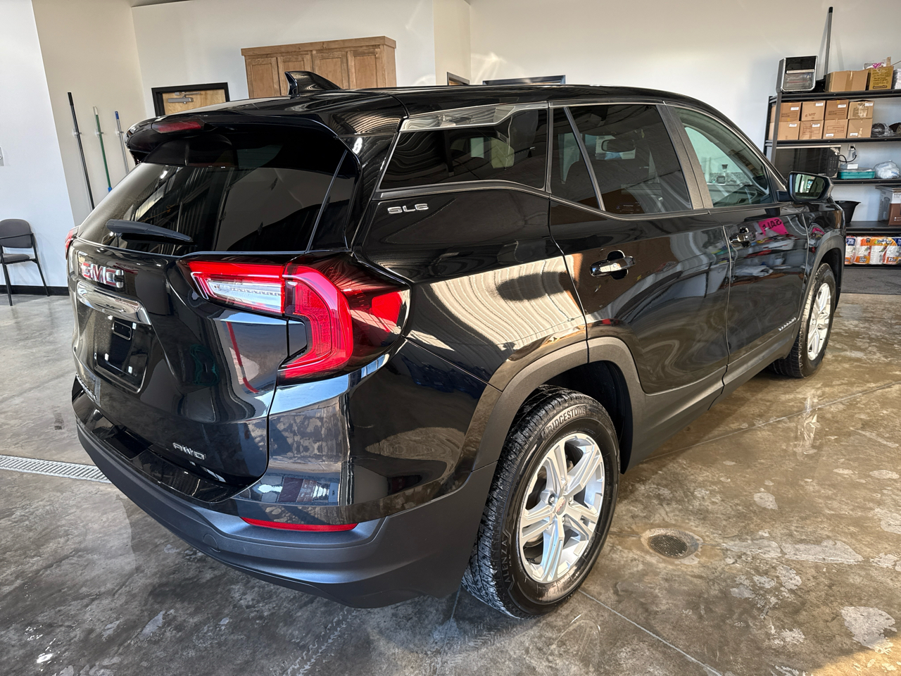 GMC Terrain SLE 4D SUV AWD 2024
