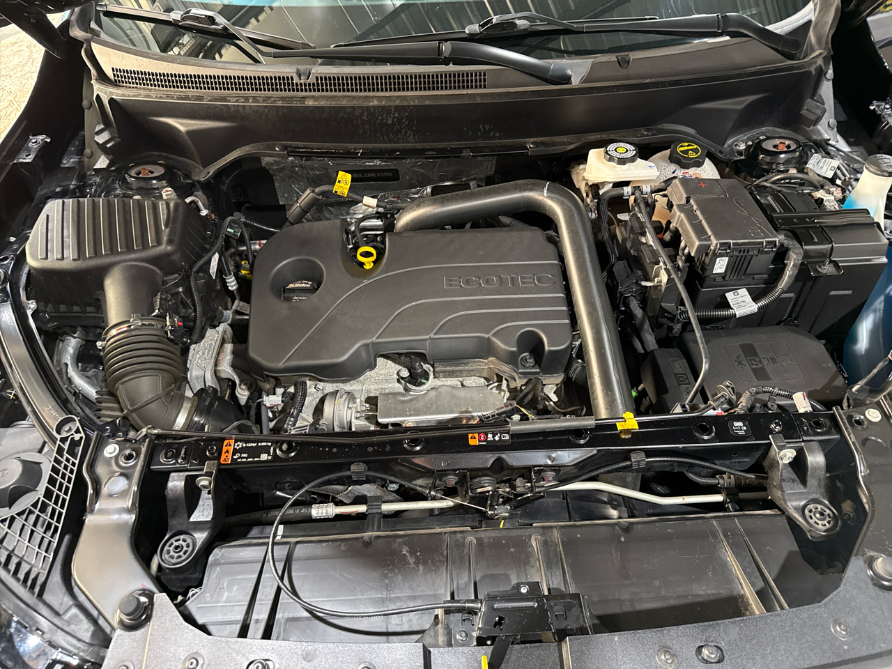 GMC Terrain SLE 4D SUV AWD 2024