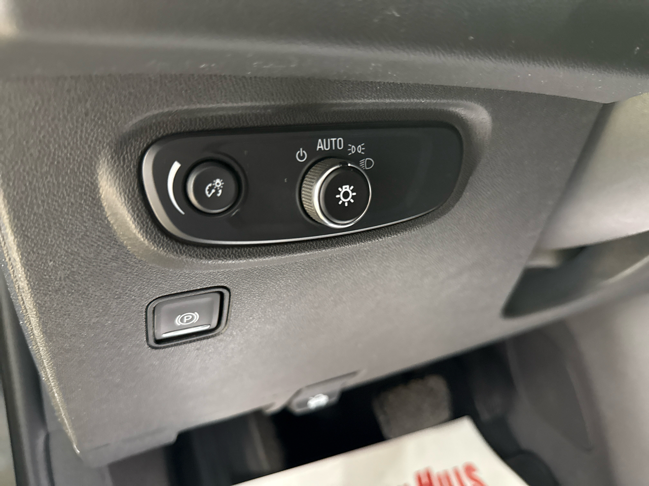 GMC Terrain SLE 4D SUV AWD 2024