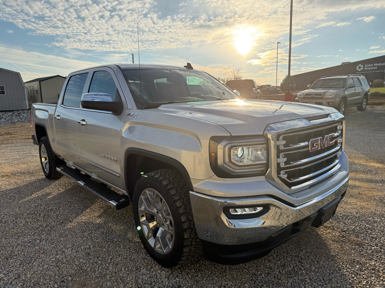 GMC Sierra 1500 SLT Crew Cab 4WD SWB 2018