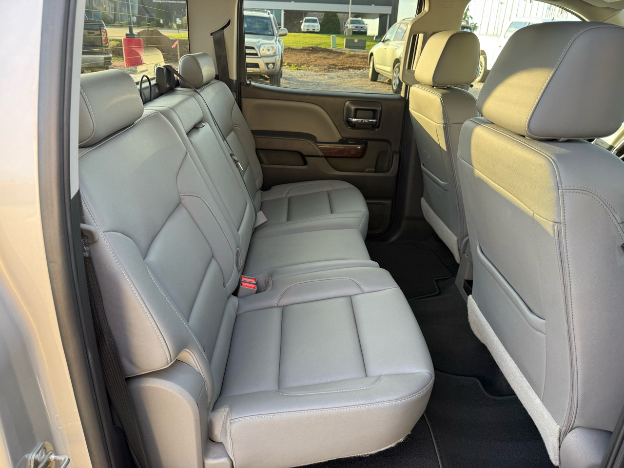 GMC Sierra 1500 SLT Crew Cab 4WD SWB 2018