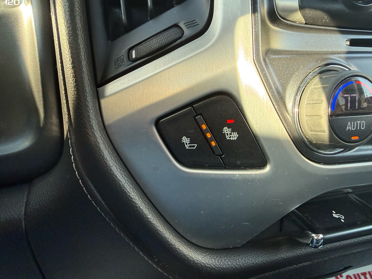 GMC Sierra 1500 SLT Crew Cab 4WD SWB 2018