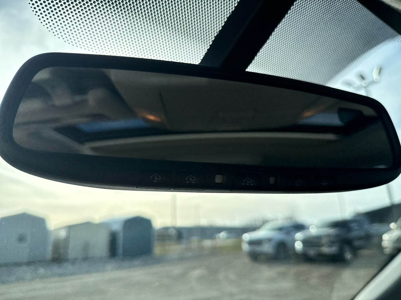 Toyota Sequoia Platinum 4D SUV 4X4 2012