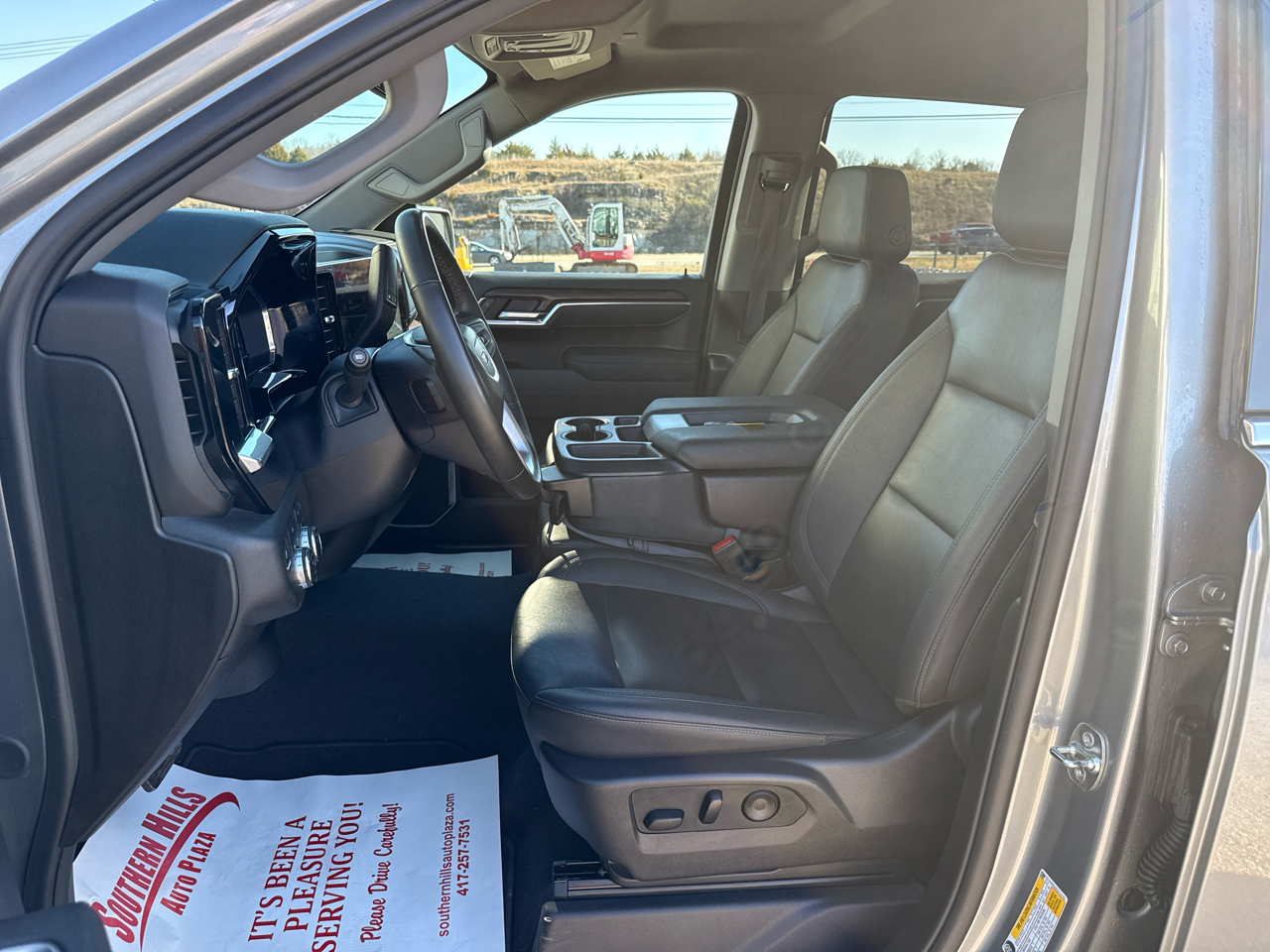 GMC Sierra 1500 SLT Crew Cab 4WD SWB 2025