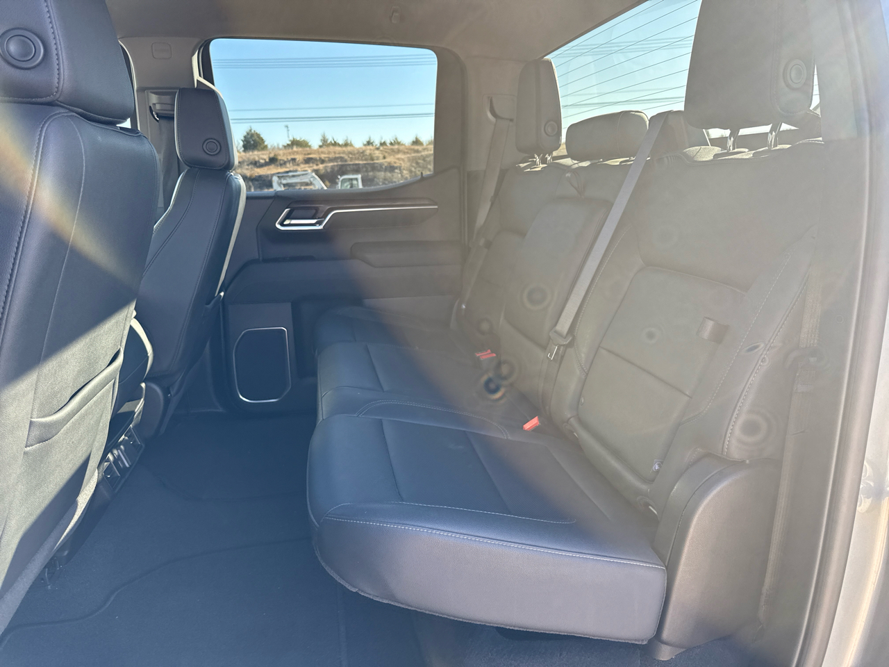 GMC Sierra 1500 SLT Crew Cab 4WD SWB 2025