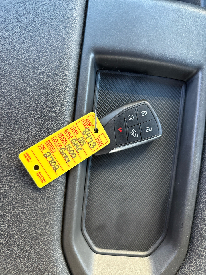 GMC Sierra 1500 SLT Crew Cab 4WD SWB 2025