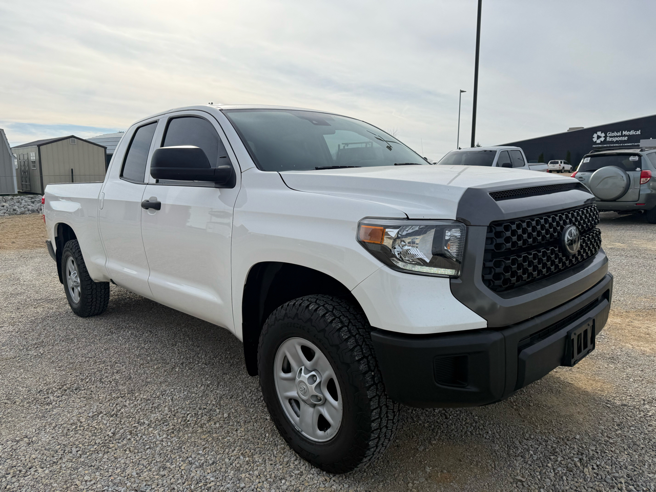 Toyota Tundra SR DblCab 4WD 5.7L V8 2020