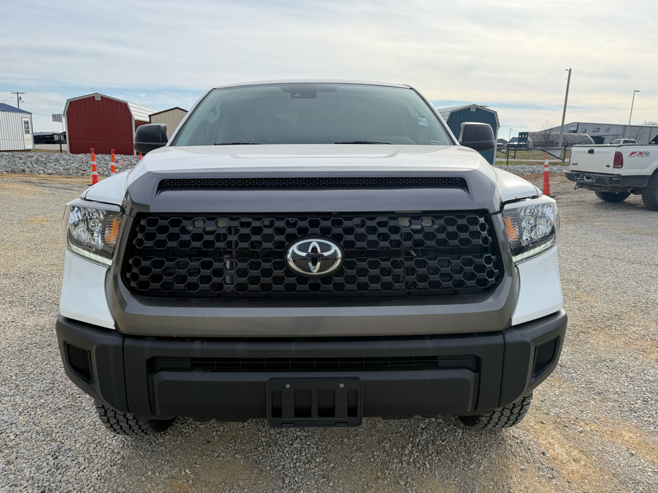 Toyota Tundra SR DblCab 4WD 5.7L V8 2020