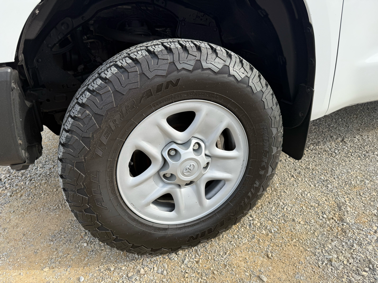 Toyota Tundra SR DblCab 4WD 5.7L V8 2020