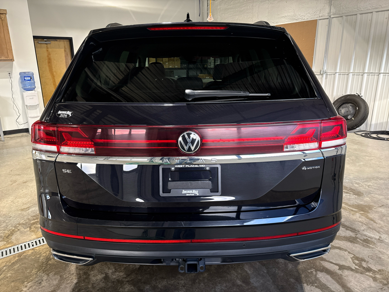 Volkswagen Atlas SE w/ Tech 4D SUV 4Motion 2025