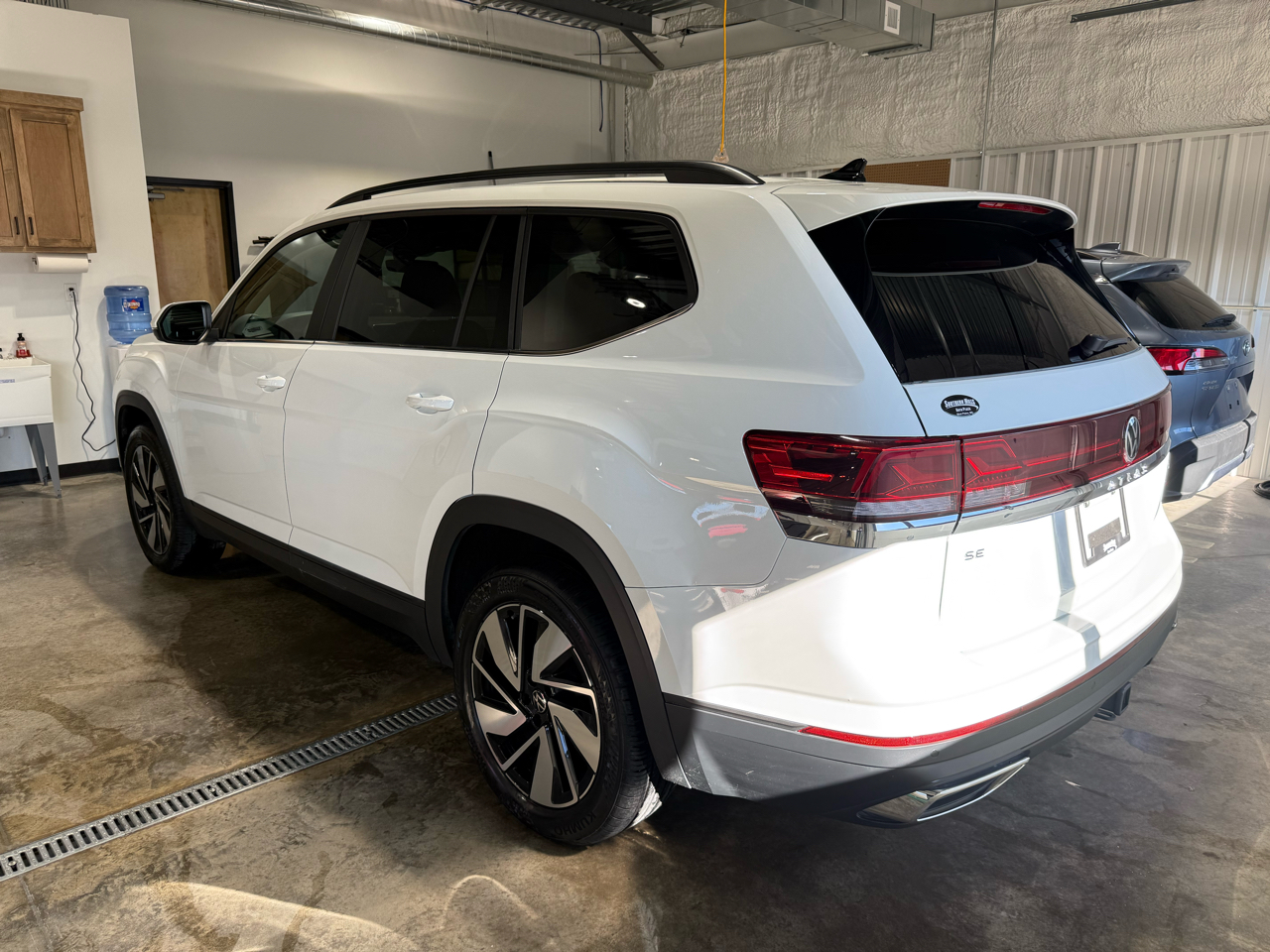 Volkswagen Atlas SE w/ Tech 4D SUV 4Motion 2025