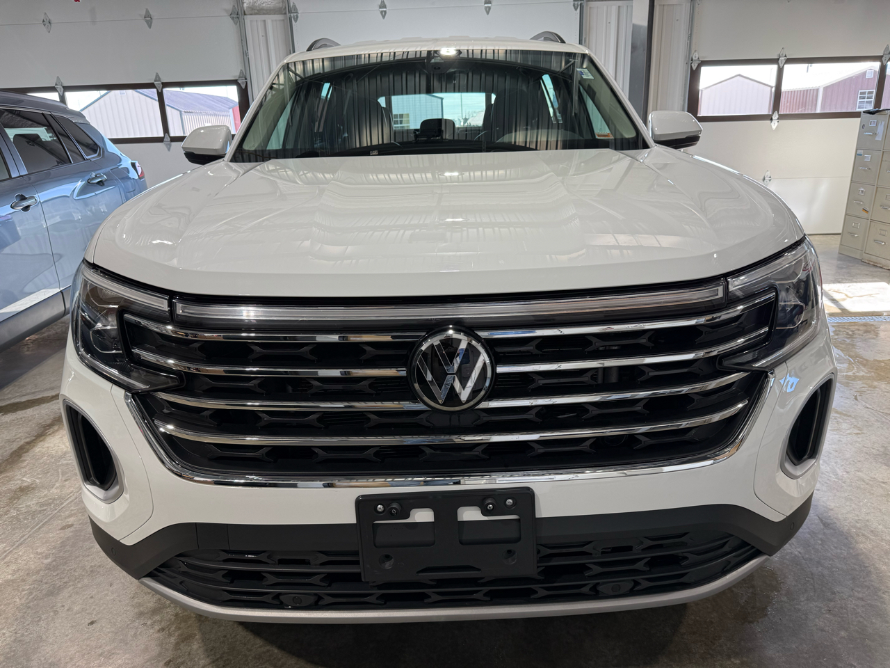 Volkswagen Atlas SE w/ Tech 4D SUV 4Motion 2025