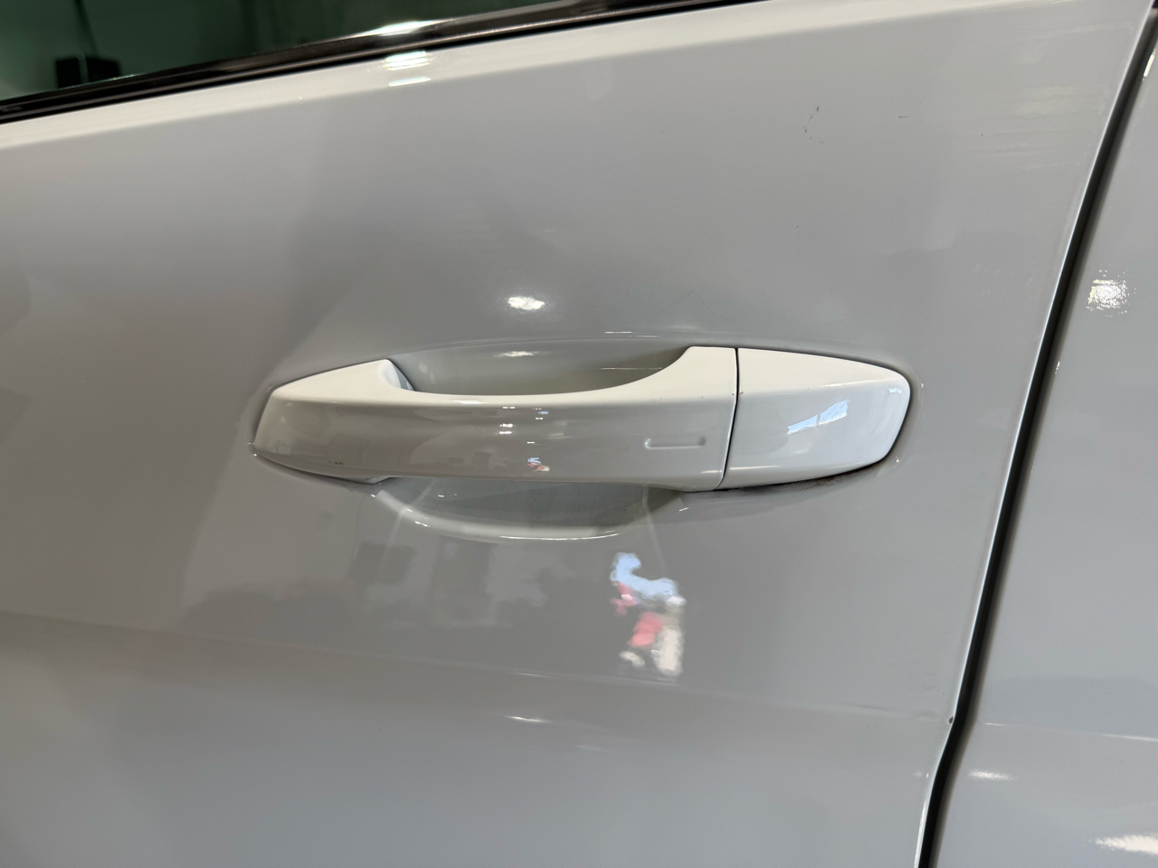 Volkswagen Atlas SE w/ Tech 4D SUV 4Motion 2025