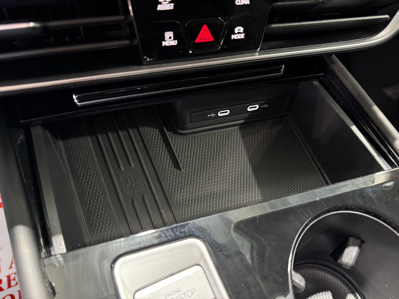 Volkswagen Atlas SE w/ Tech 4D SUV 4Motion 2025