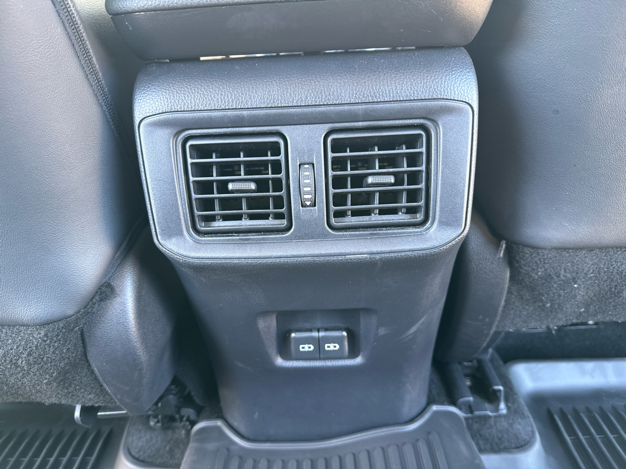 Toyota RAV4 Adventure 4D SUV AWD 2024